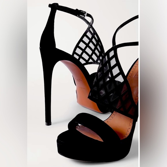 50% off ALAÏA brand new Suede and Mesh Sandals 🩰🖤 - Picture 1 of 5
